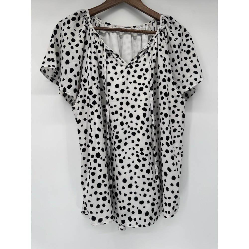 XL Blouse White black Cheetah Polka Dot Short Sleeve V Neck Tie ruffle sleeve